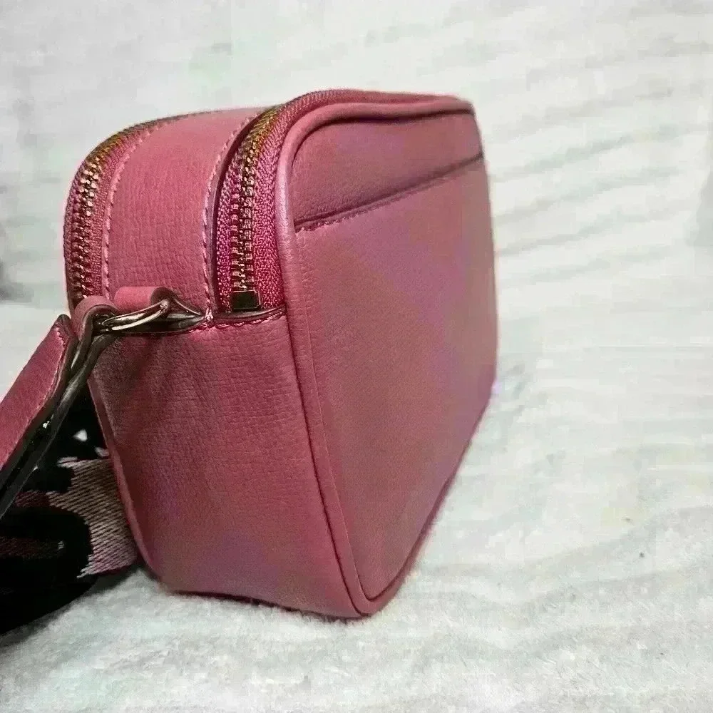 NWT Karl Lagerfeld Paris Crossbody Camera Style Pink Bag. - Picture 4 of 9